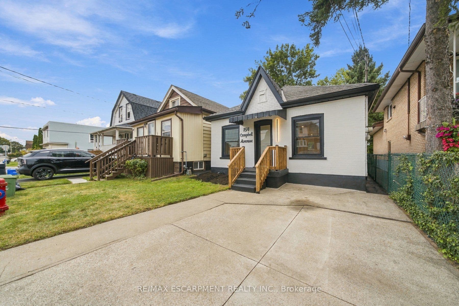 154 Campbell Avenue, Hamilton, ON L8H 2E9