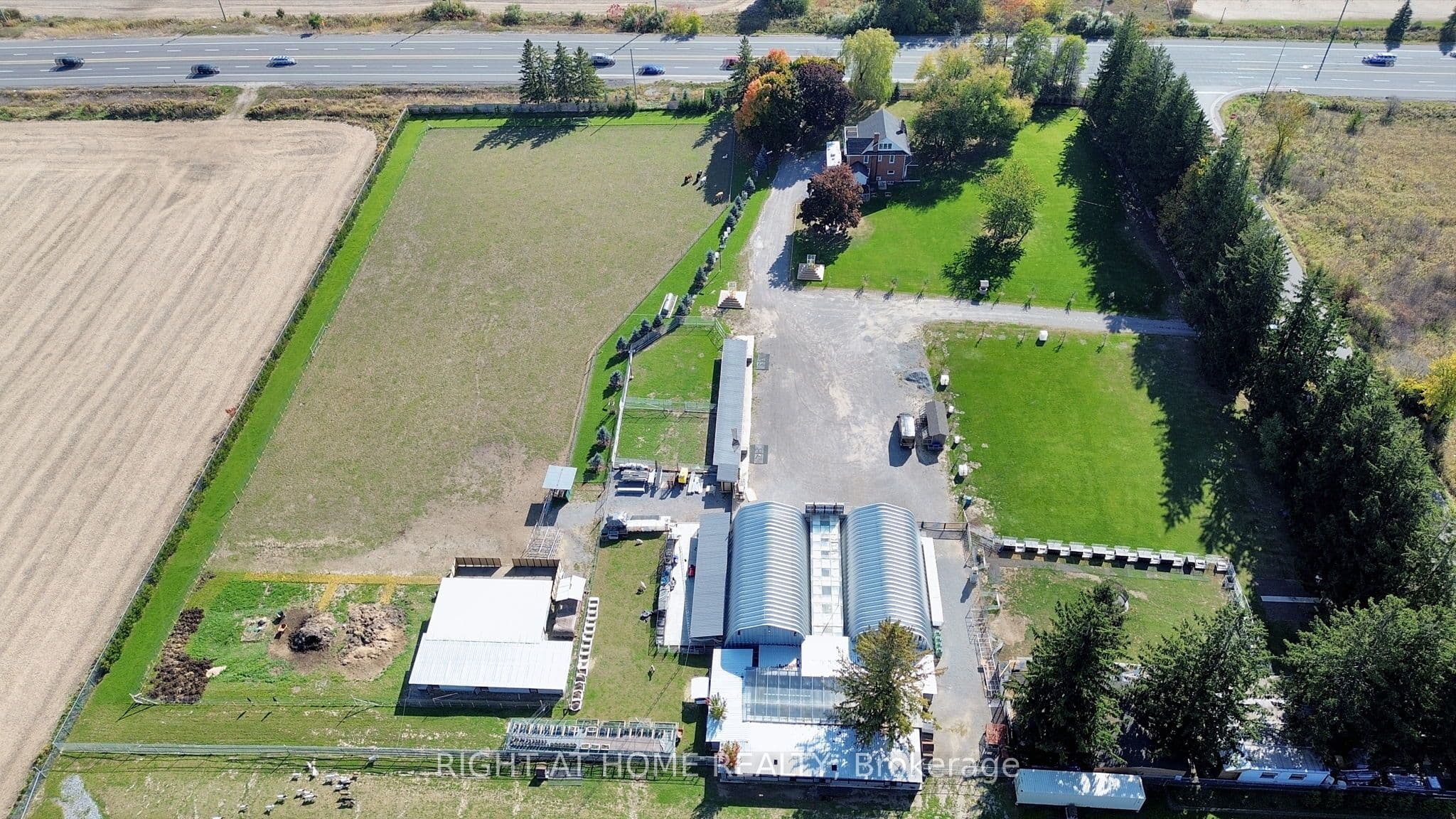 680 Winchester Road W, Whitby, ON L1M 1V2