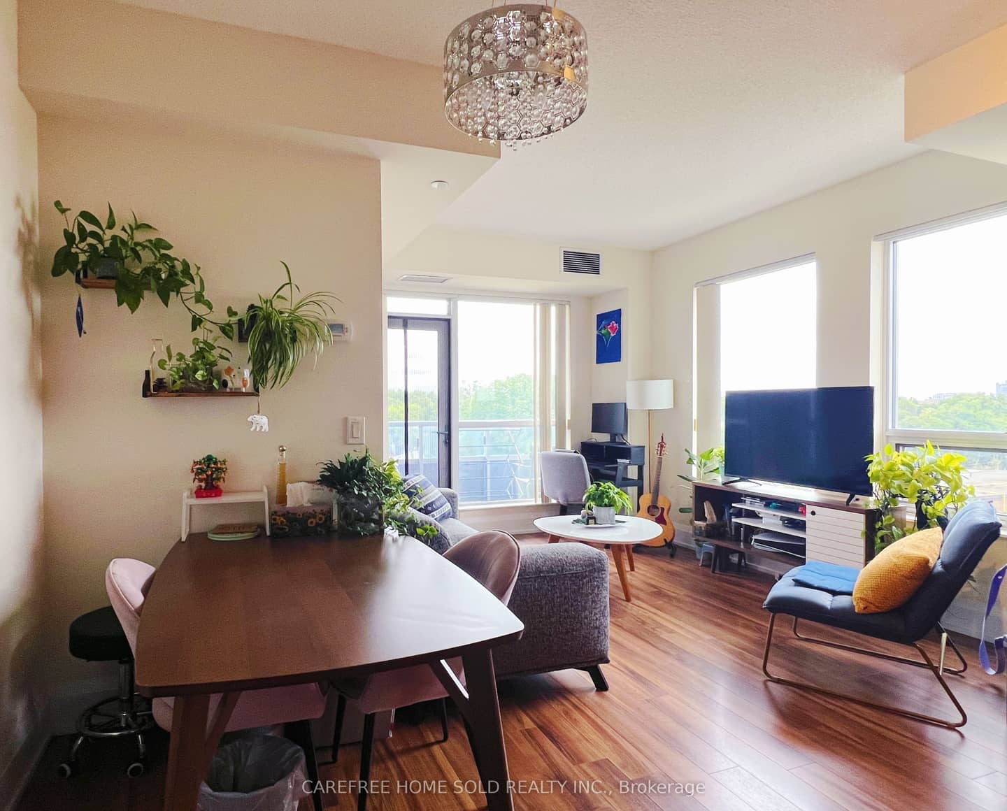 120 Harrison Garden Boulevard 527, Toronto, ON M2N 0H1