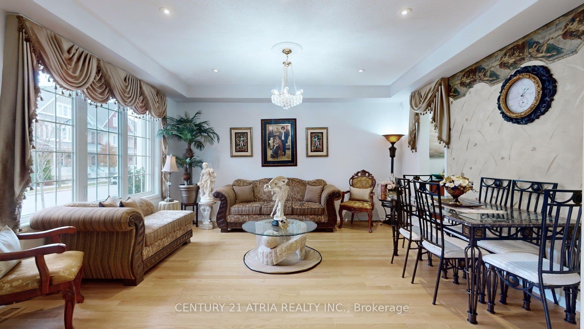 69 Diamond Jubilee Drive, Markham, ON L6B 0Y5