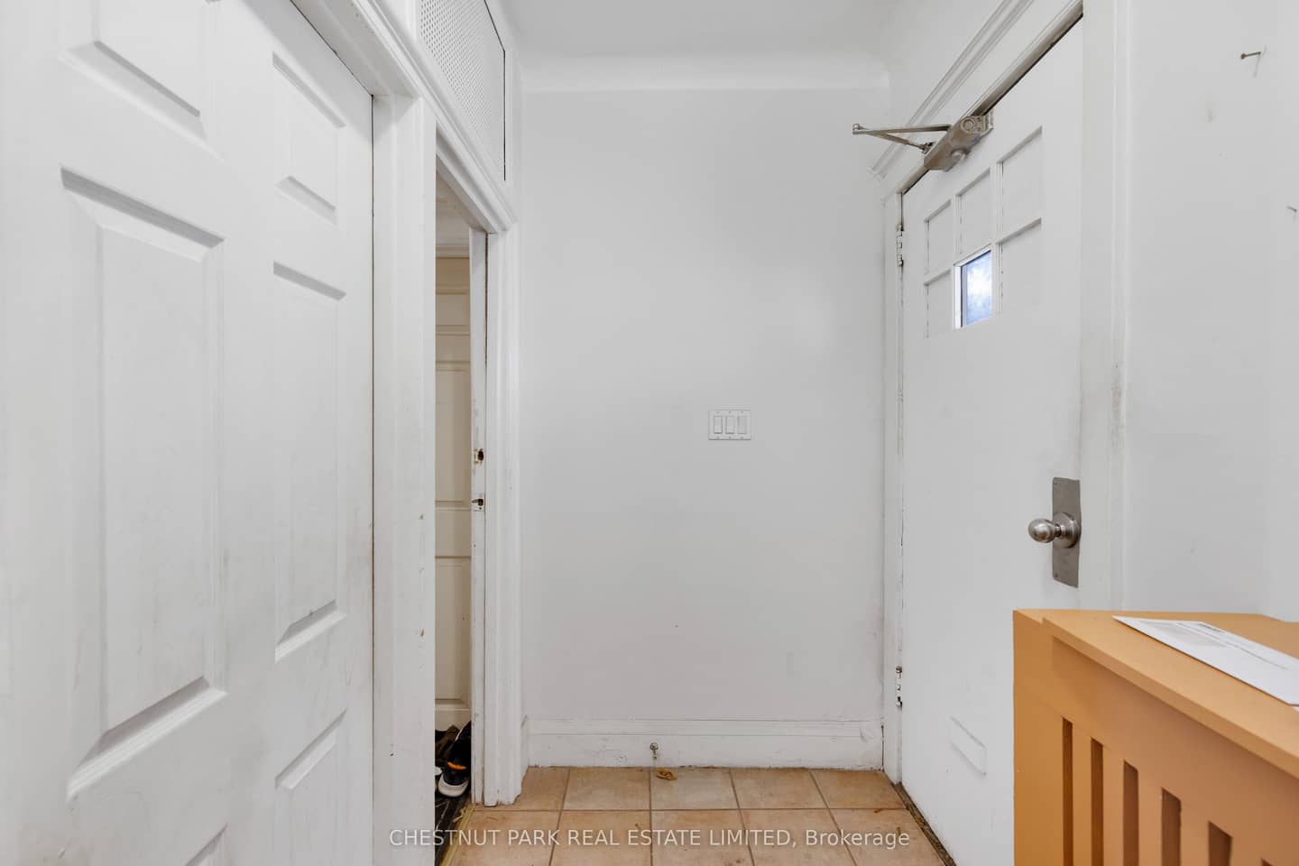 185 Walmer Road, Toronto, ON M5R 2X8