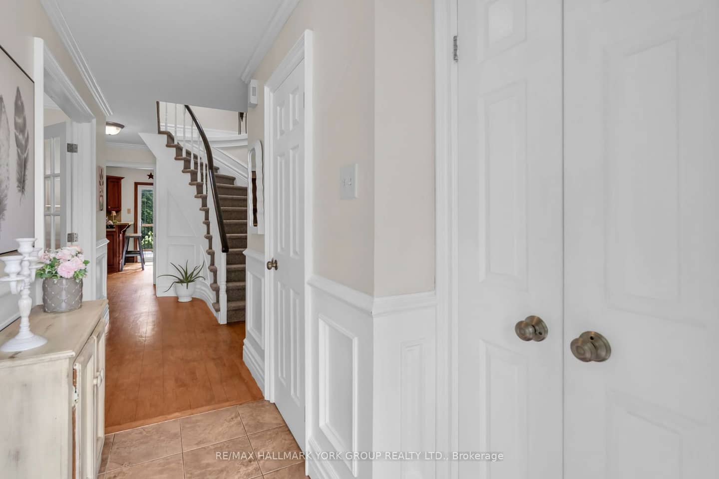 606 Haines Road, Newmarket, ON L3Y 6V5