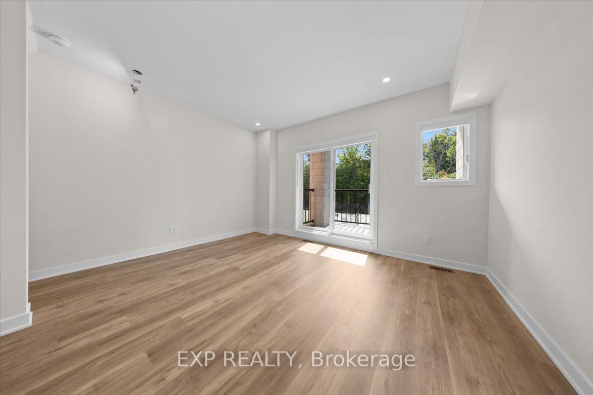221 Antelope Private, Kanata, ON K2W 0C7