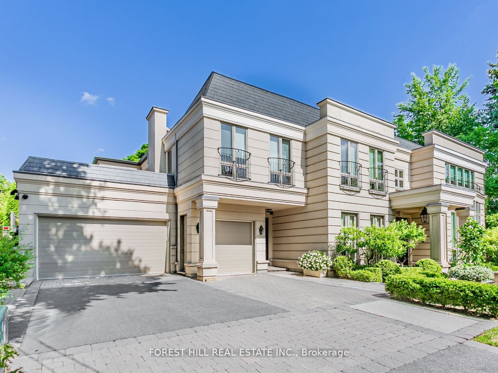 7 Cedarwood Avenue, Toronto, ON M2L 1L7