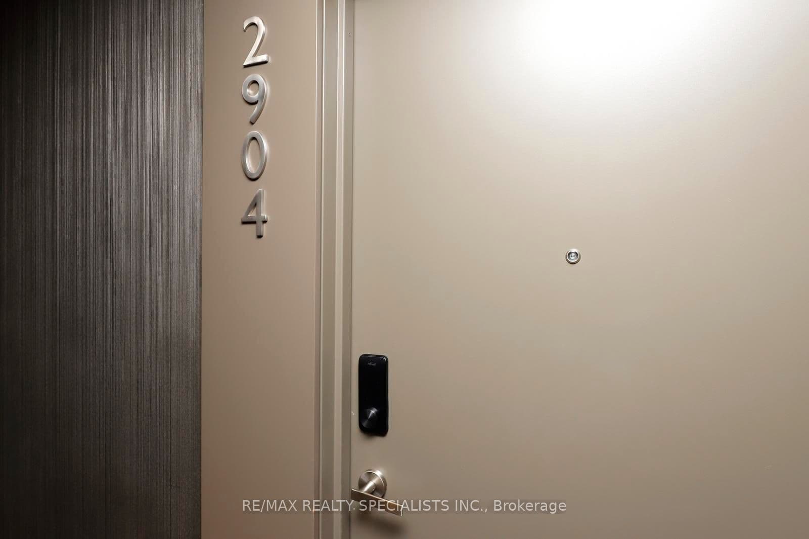 448 Burnhamthorpe Road W 2904, Mississauga, ON L5B 0R4