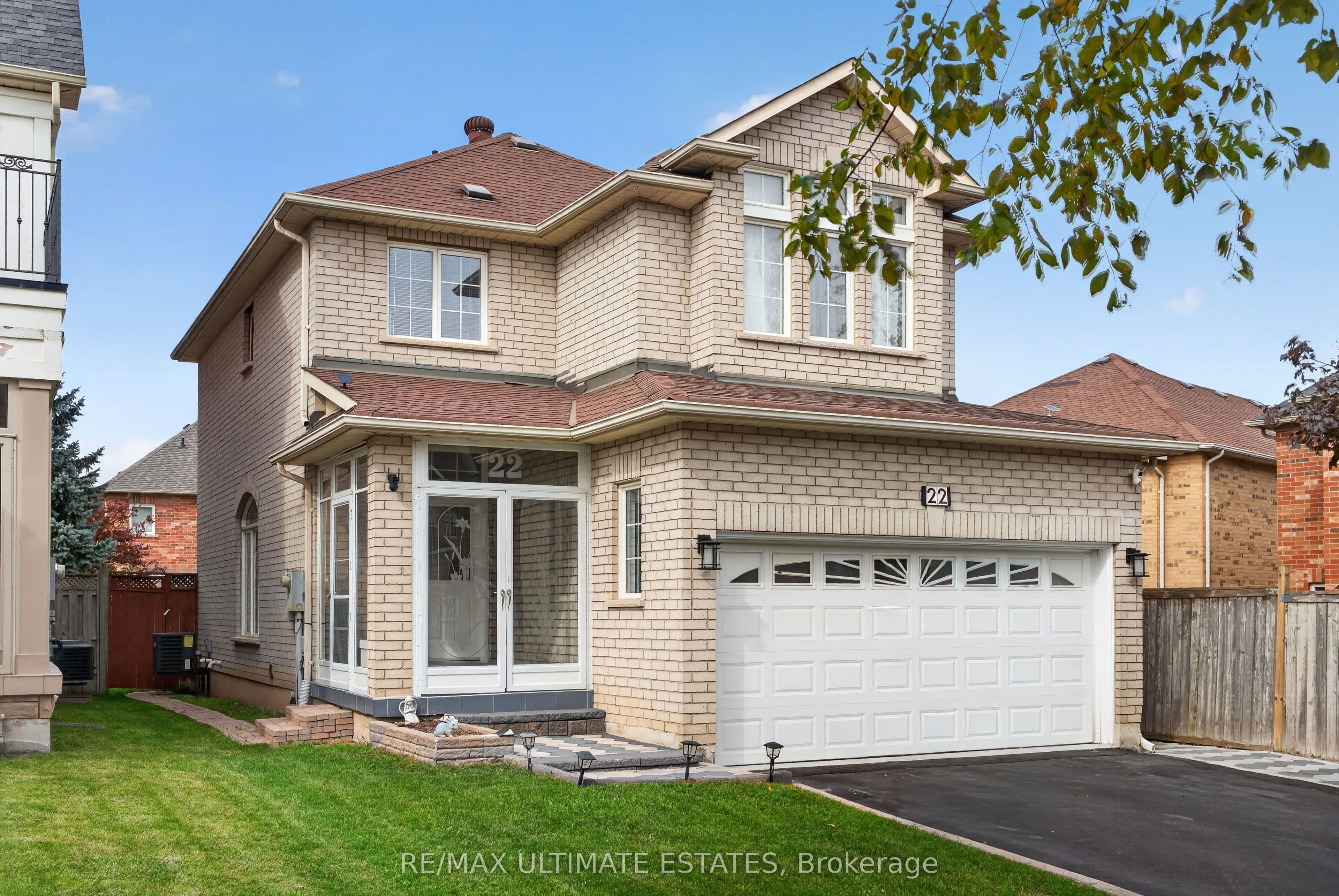 22 Copperstone Crescent, Richmond Hill, ON L4S 2C5