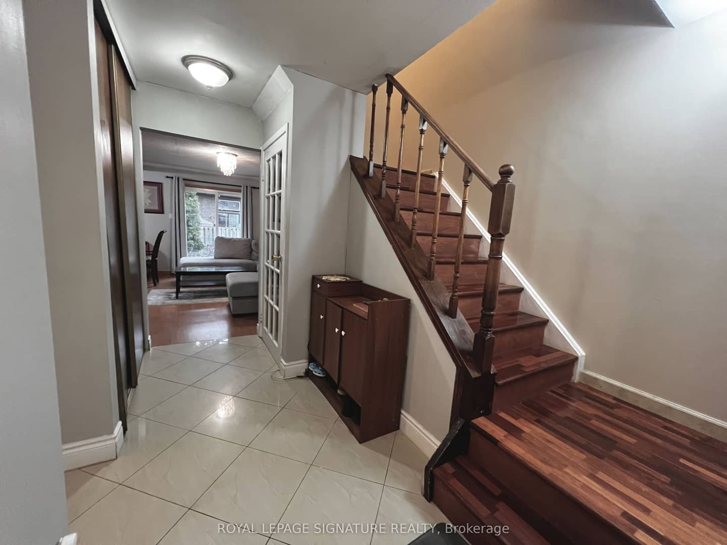 2301 Derry Road W 33, Mississauga, ON L5N 2R4