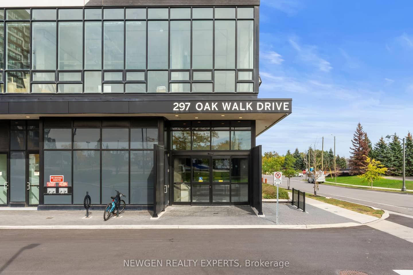 297 Oak Walk Drive 2505, Oakville, ON L6H 3R6