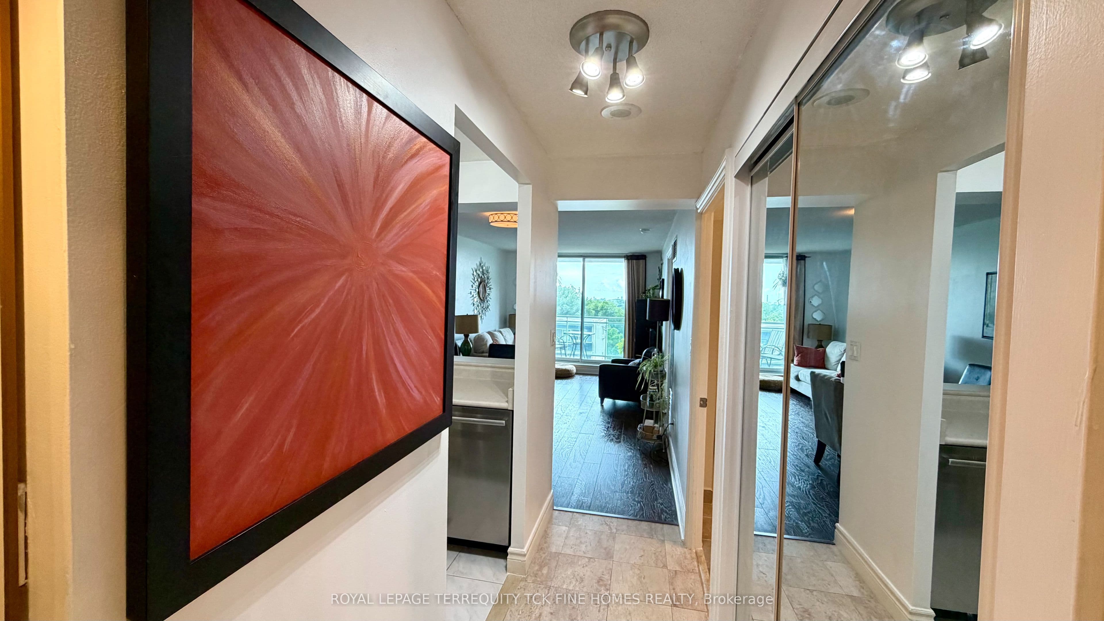 398 Eglinton Avenue E 1009, Toronto, ON M4P 3H8
