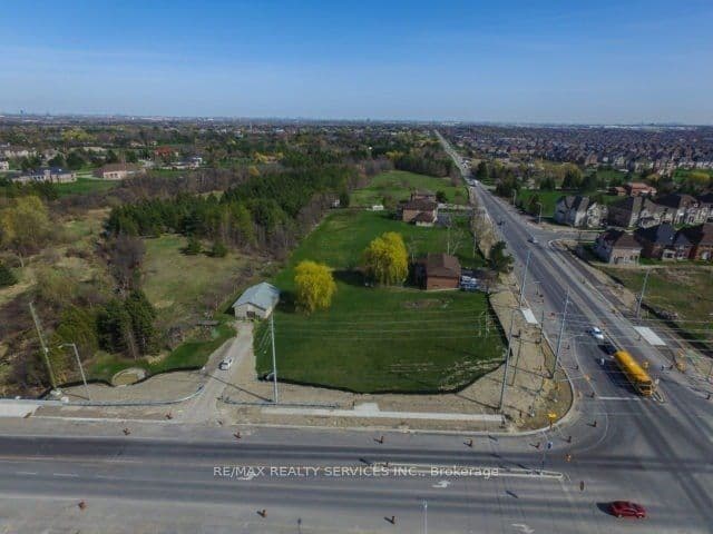 10973 Goreway Drive, Brampton, ON L6P 0N1