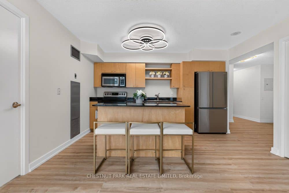 361 Front Street W 1105, Toronto, ON M5V 3R5