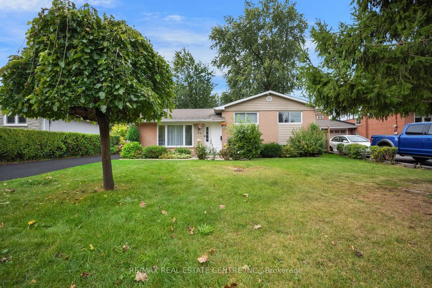 66 Theodore Drive, Mississauga, ON L5M 1E4