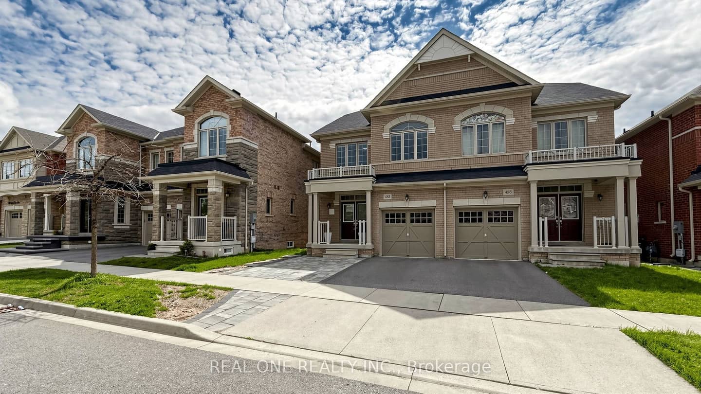 488 George Ryan Avenue, Oakville, ON L6H 0S5