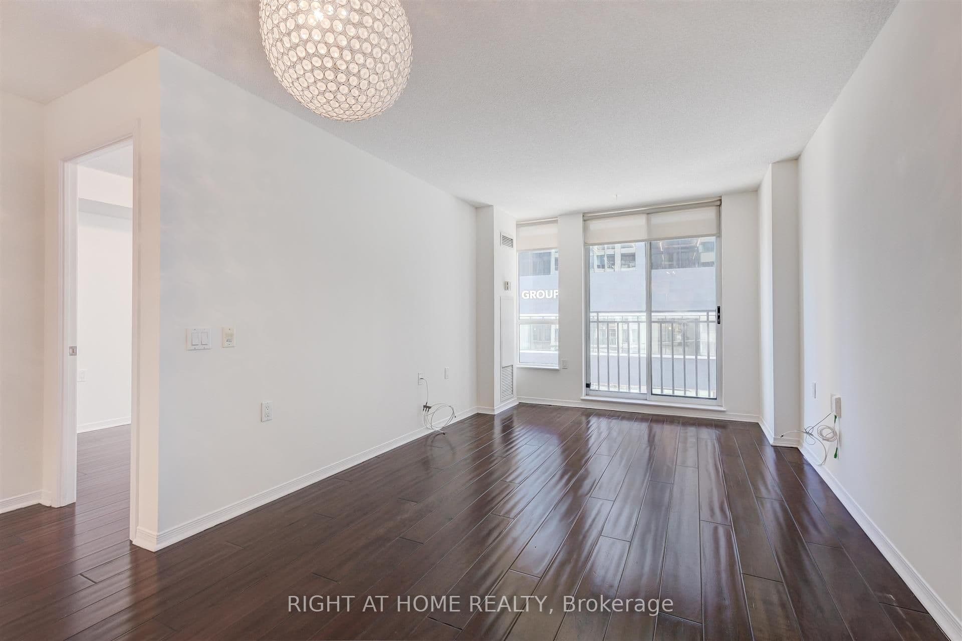 388 Bloor Street E 507, Toronto, ON M4W 3W9