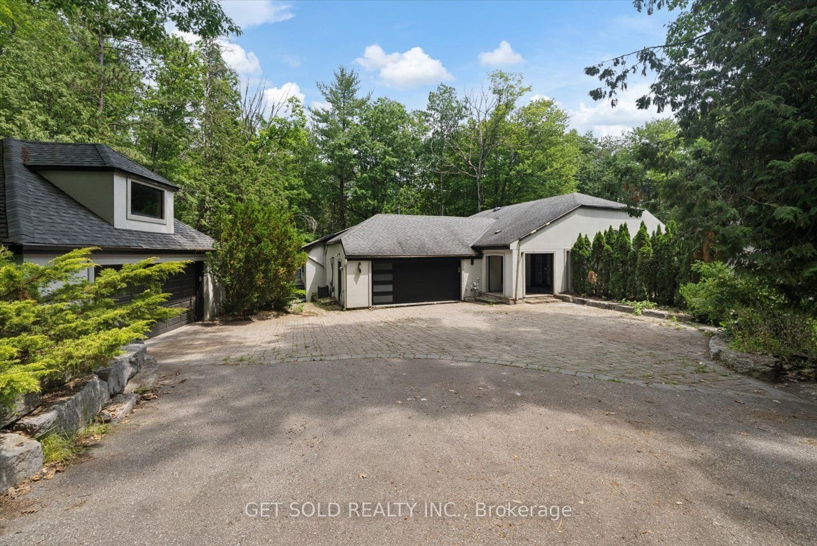 80 White Pine Trail, Richmond Hill, ON L4E 3L8