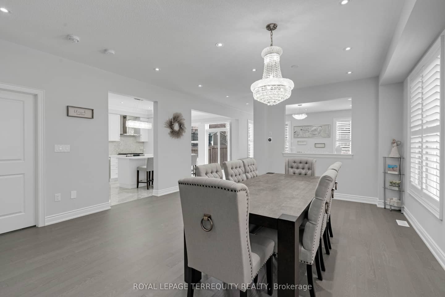 24 Hydrangea Hollow, East Gwillimbury, ON L9N 0T3