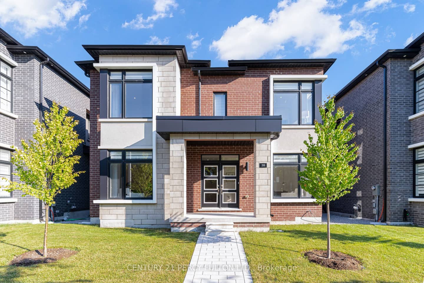 3B Norbury Crescent, Toronto, ON M1P 3J7