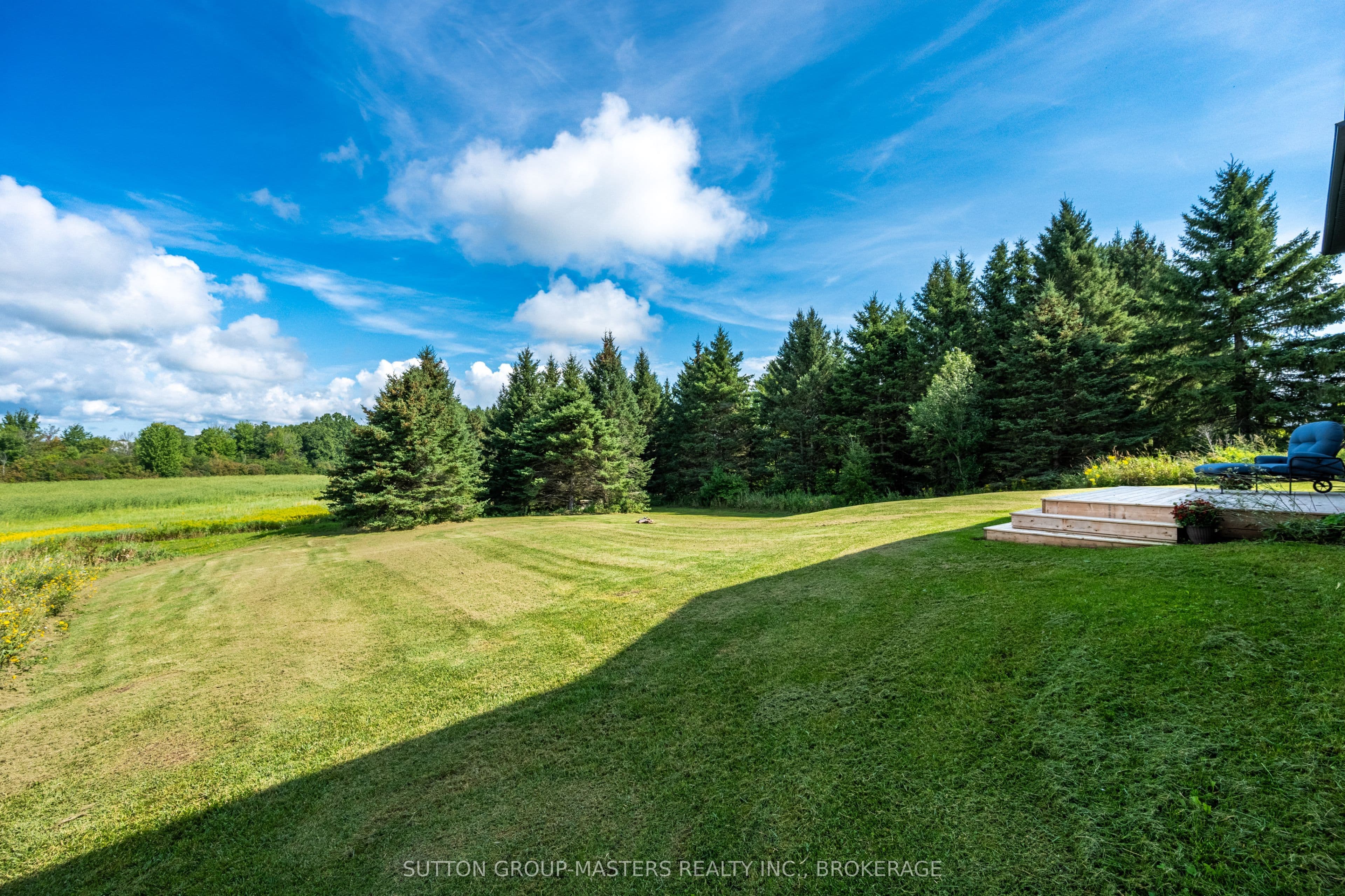 174 Conner Drive, Front of Leeds & Seeleys Bay, ON K7G 2V4