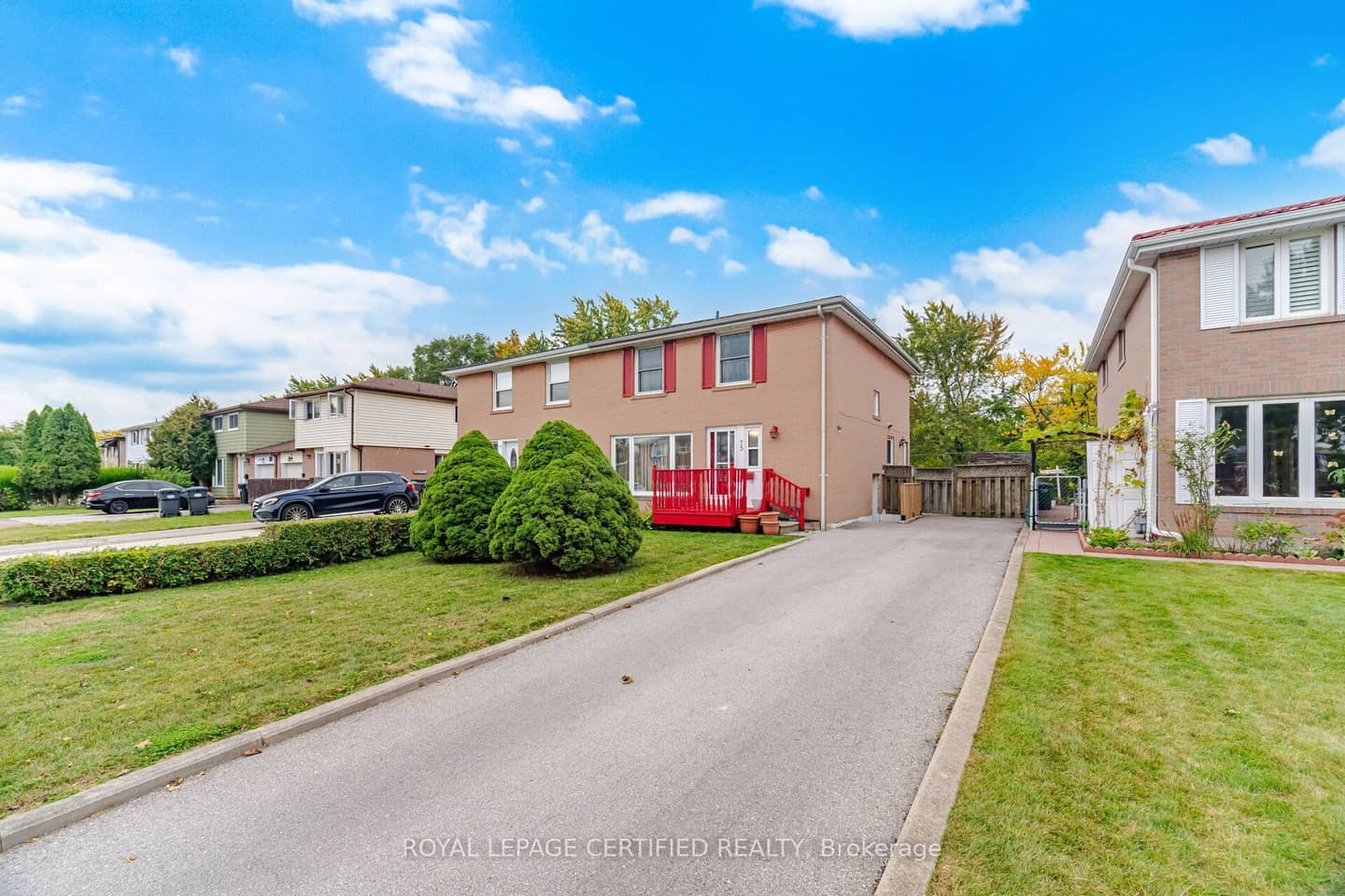 75 Cloverdale Drive, Brampton, ON L6T 2T5