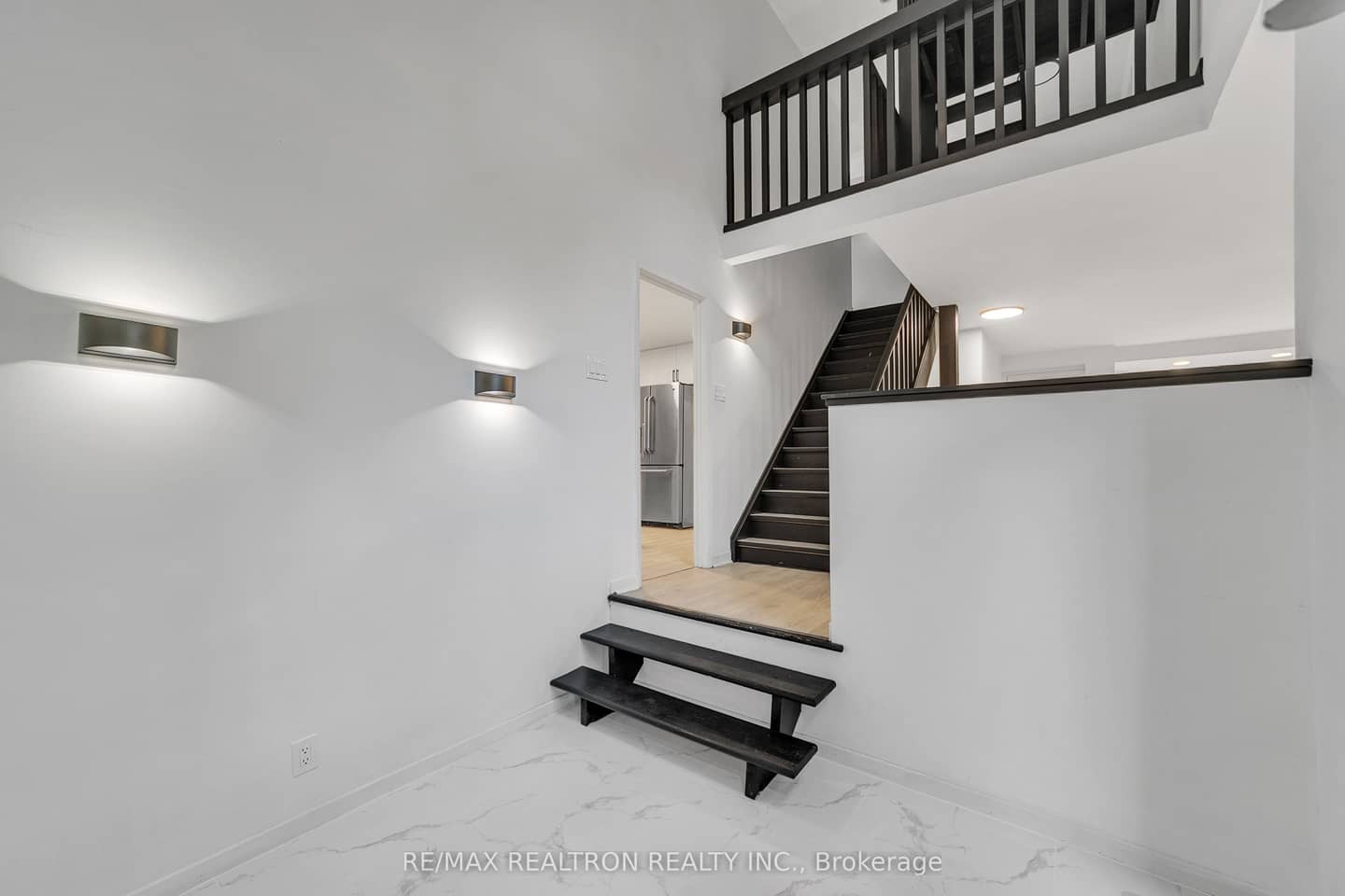 90 Proctor Avenue, Markham, ON L3T 1M7