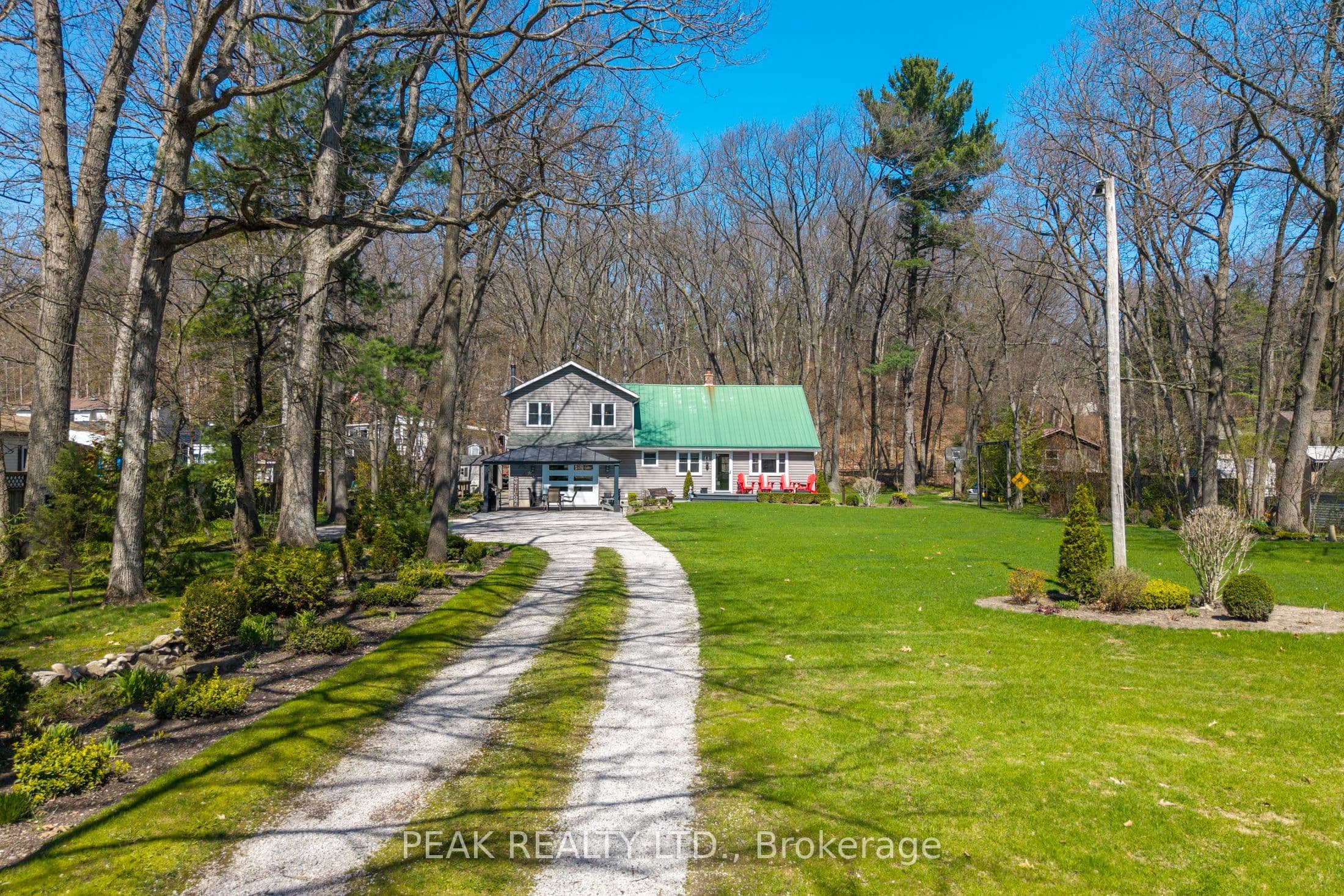 9948 Northville Crescent, Lambton Shores, ON N0M 2N0