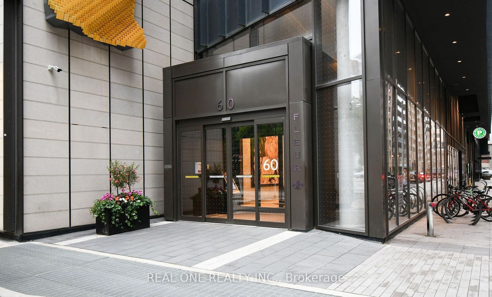 60 Shuter Street 216, Toronto, ON M5B 0B7