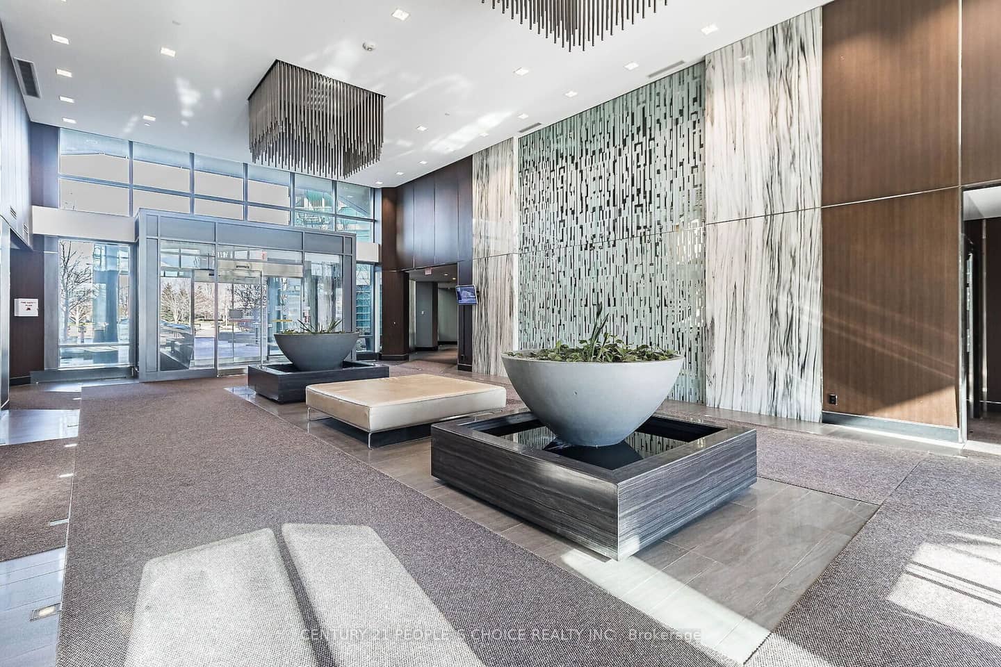 205 Sherway Garden 1012, Toronto, ON M9C 0A5