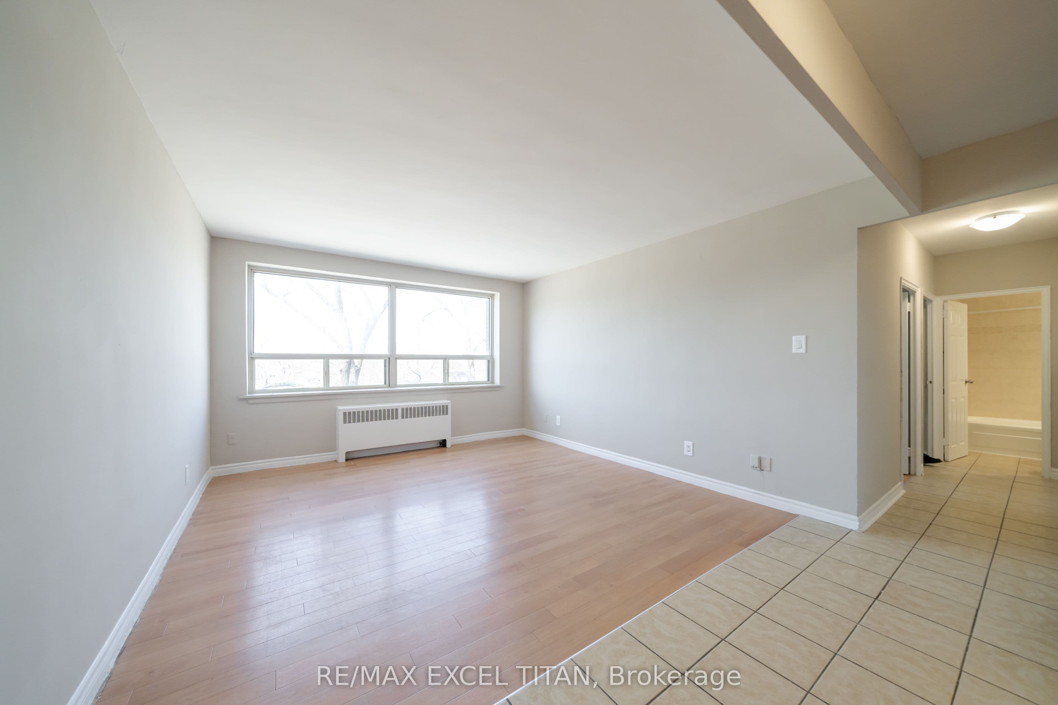 468 Ottawa Street 416B, Hamilton, ON L8H 4A6