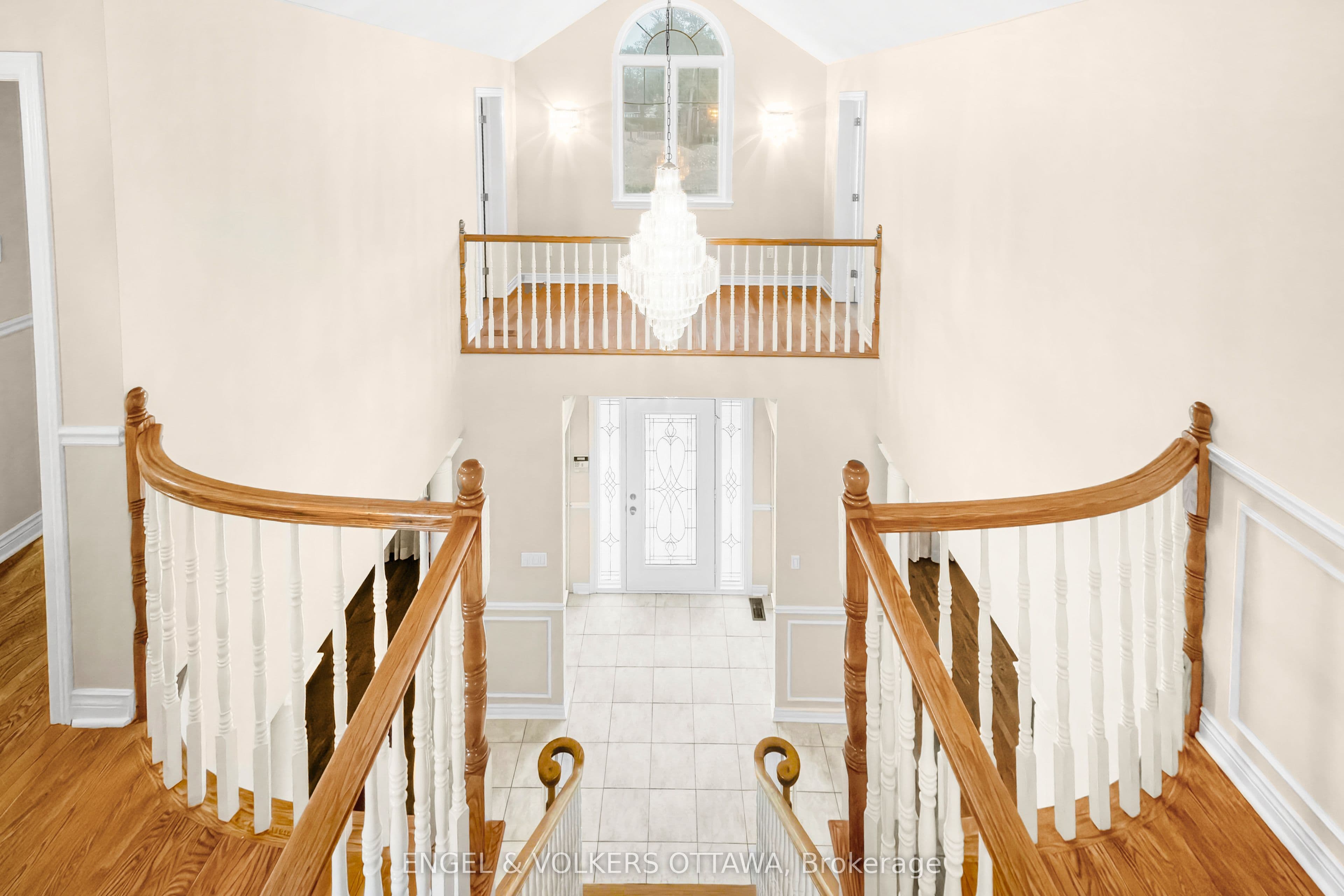 5 Cassone Court, Tanglewood - Grenfell Glen - Pineglen, ON K2G 5V6