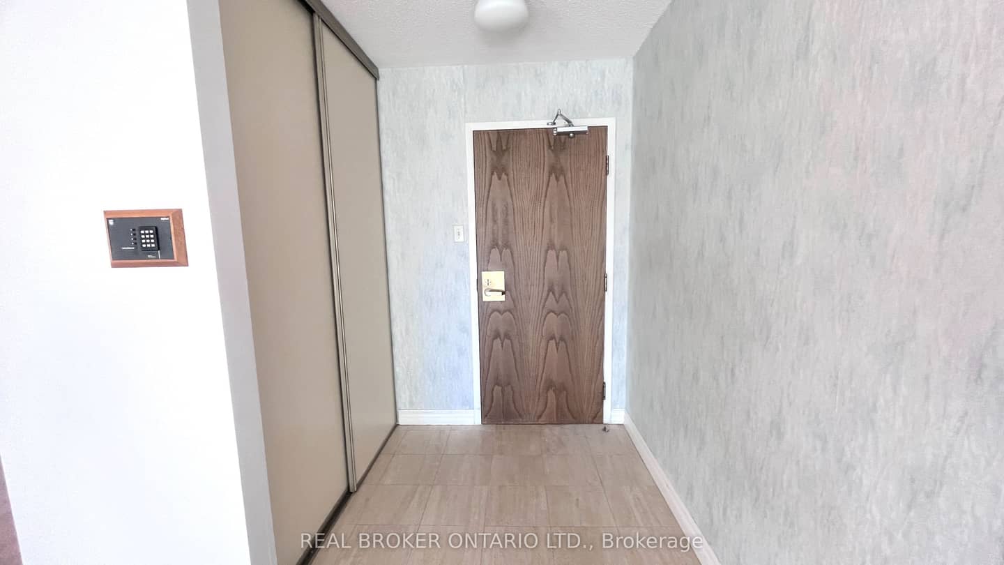 333 Clark Avenue W 509, Vaughan, ON L4J 7K4
