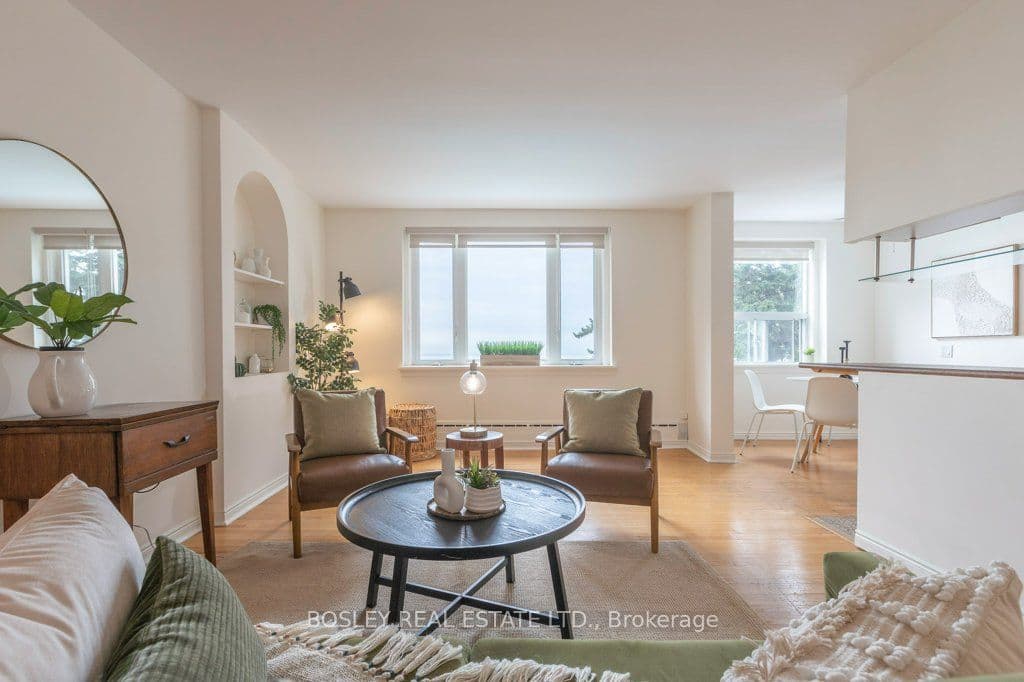 2693 Lake Shore Boulevard W 1, Toronto, ON M8V 1G6