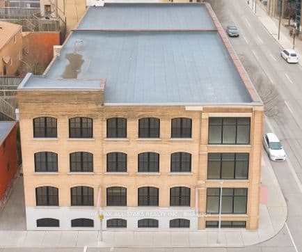 14 Mccaul Street B101, Toronto, ON M5T 1V6