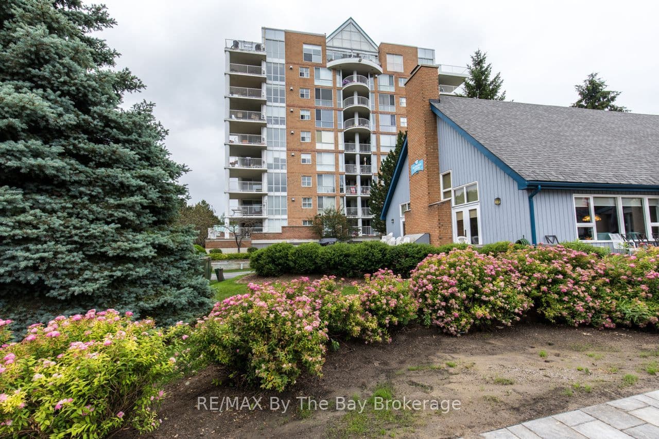 24 Ramblings Way 502, Collingwood, ON L9Y 5C6
