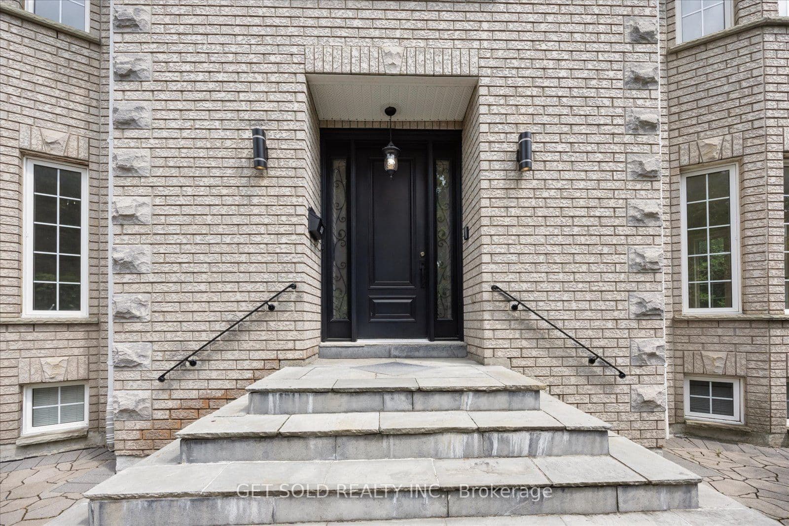 49 Pearson Avenue, Richmond Hill, ON L4C 6T3