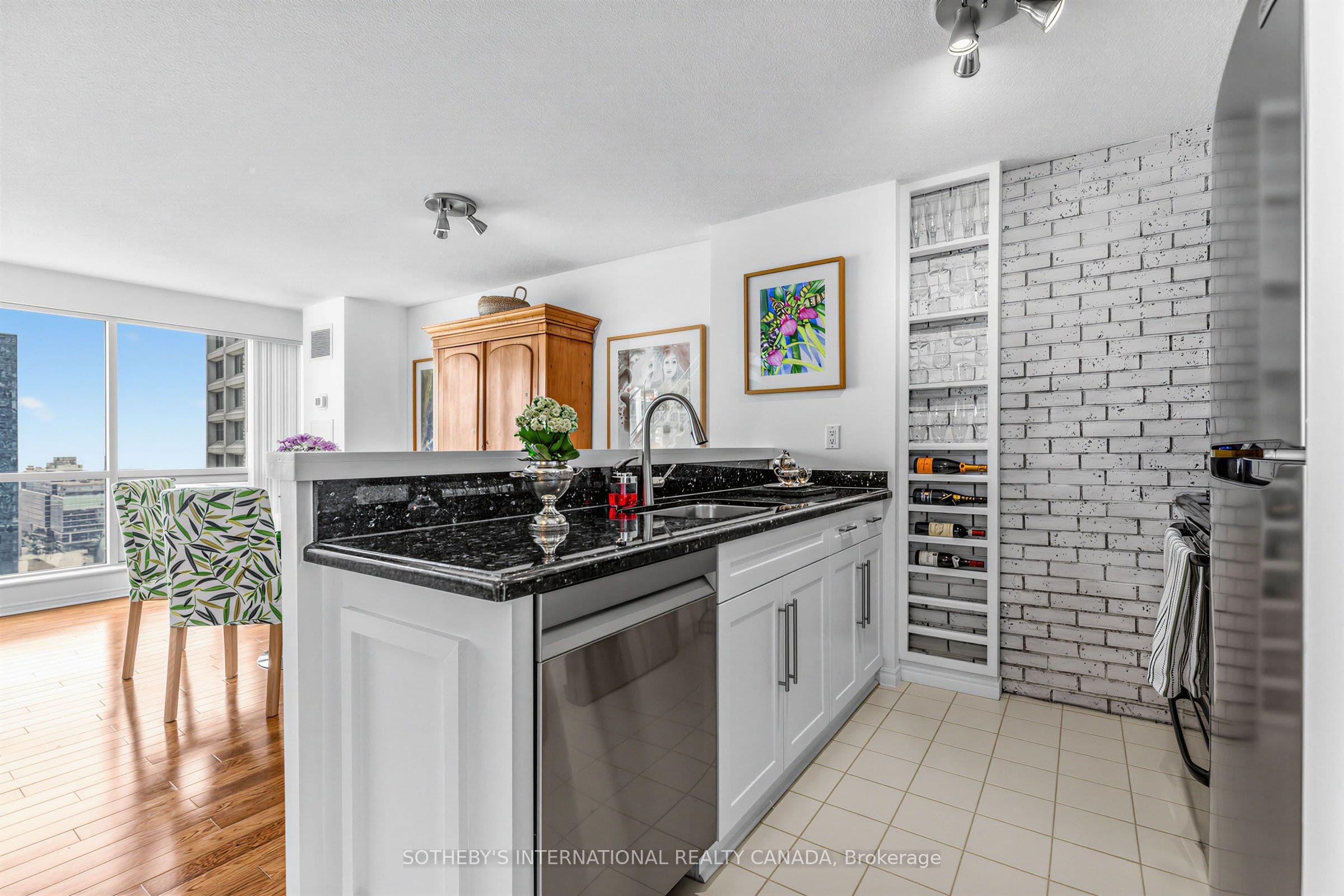 10 Yonge Street 2809, Toronto, ON M5E 1R4