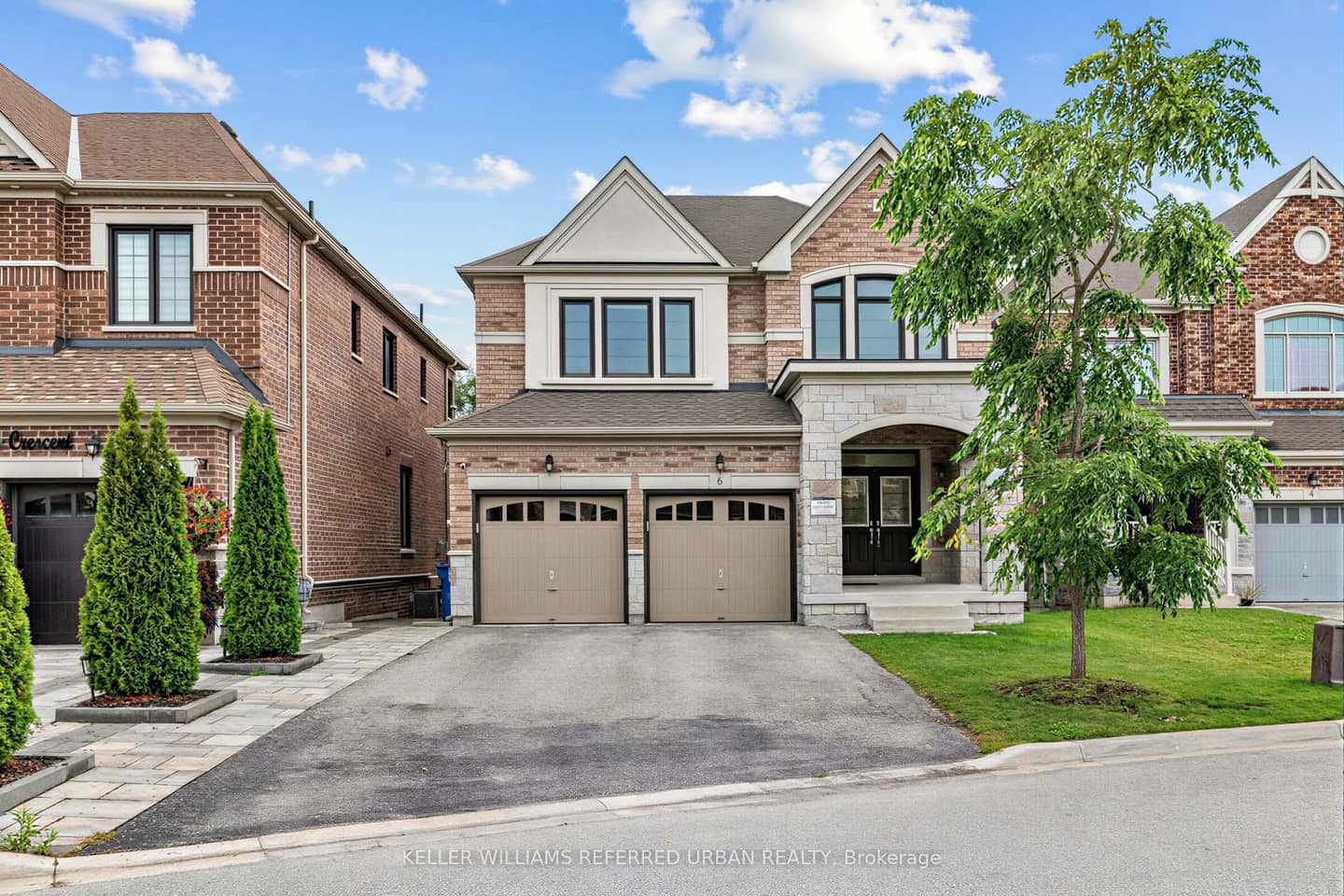6 Sharonview Crescent, East Gwillimbury, ON L9N 0S5