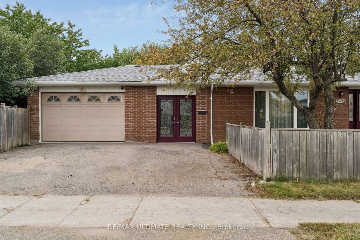 3478 Monica Drive, Mississauga, ON L4T 3E8