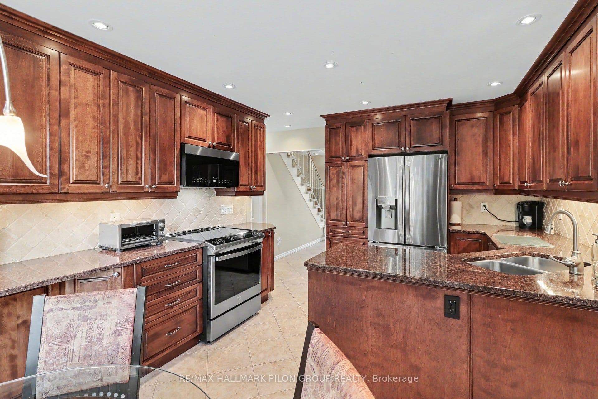 1797 Vigneault Street, Orleans - Convent Glen and Area, ON K1C 2G7