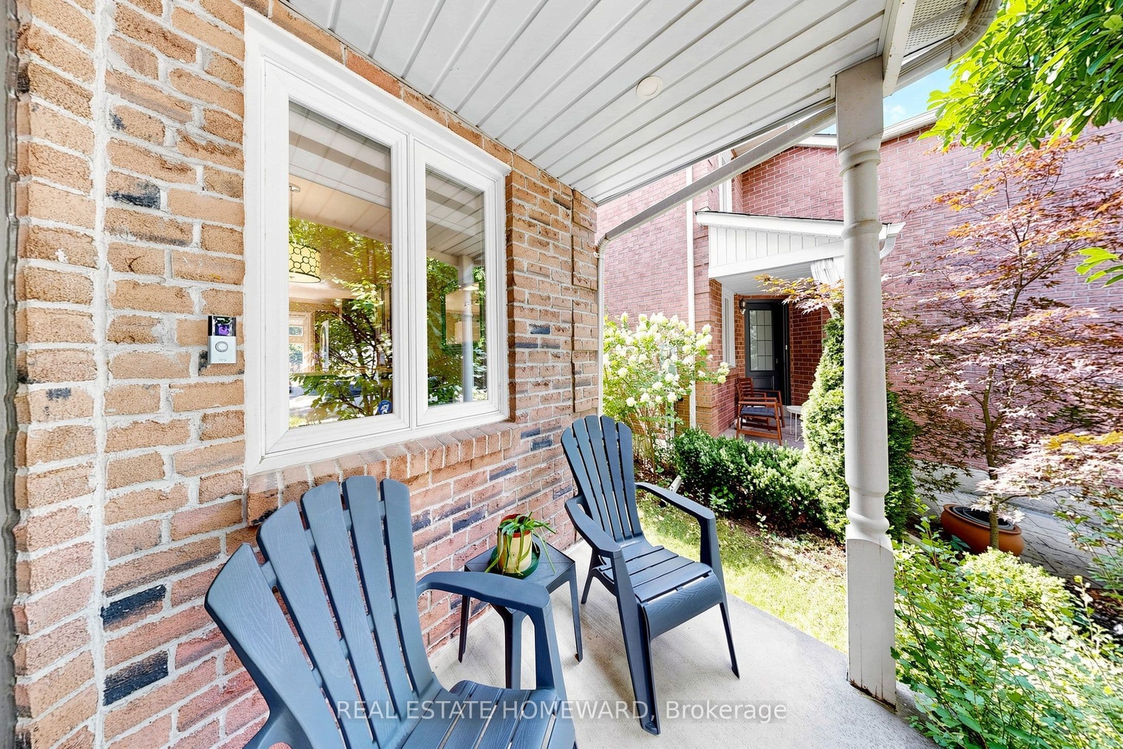 242 Badessa Circle, Vaughan, ON L4J 6C7
