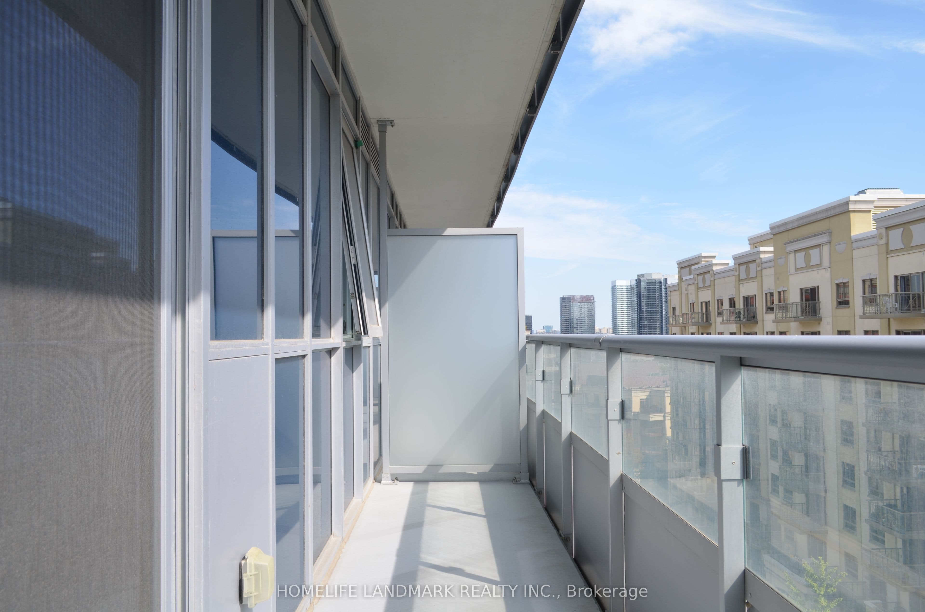 591 Sheppard Avenue E 808, Toronto, ON M2K 0G2