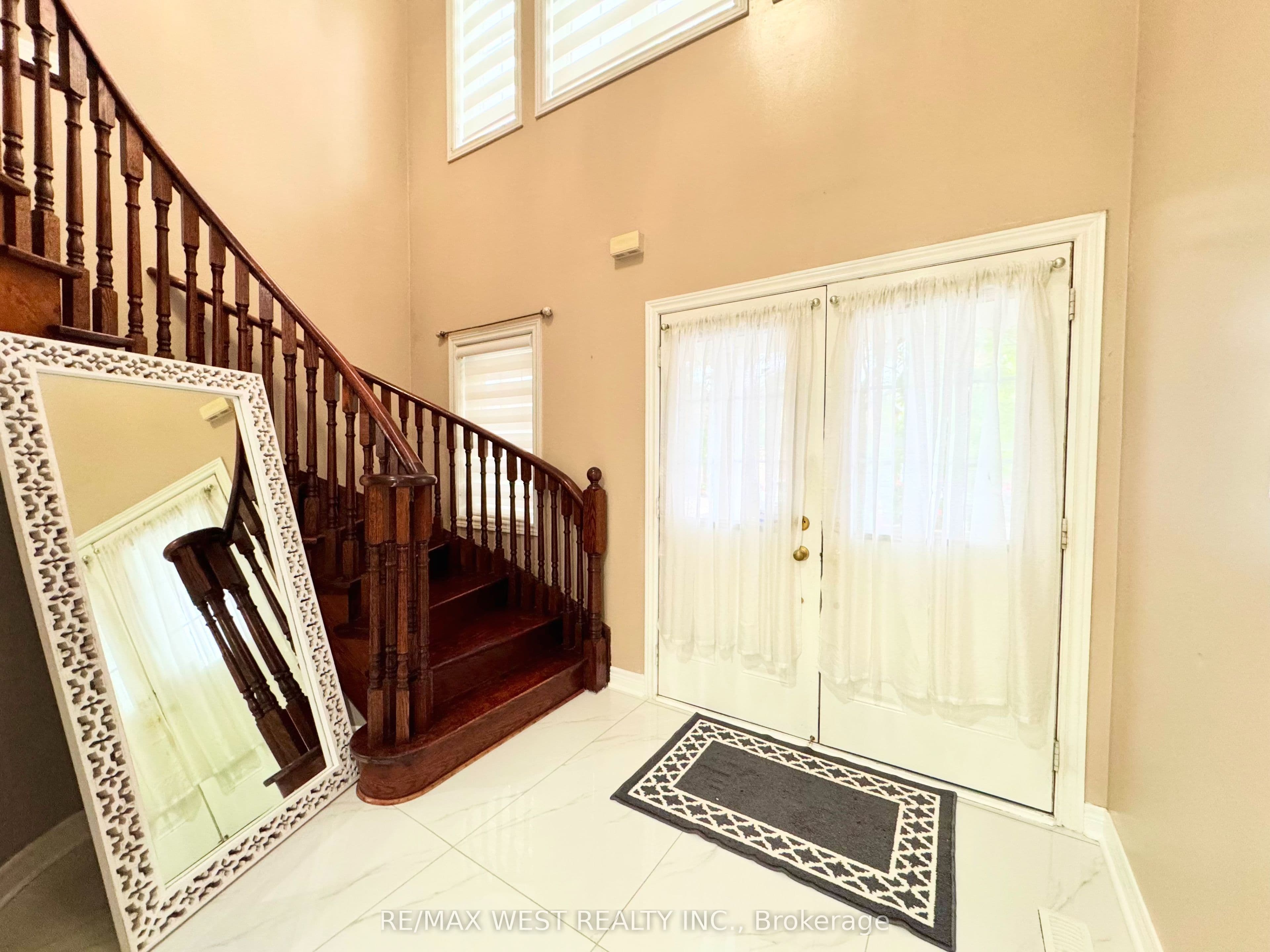 43 Tatra Crescent, Brampton, ON L6Y 0K5