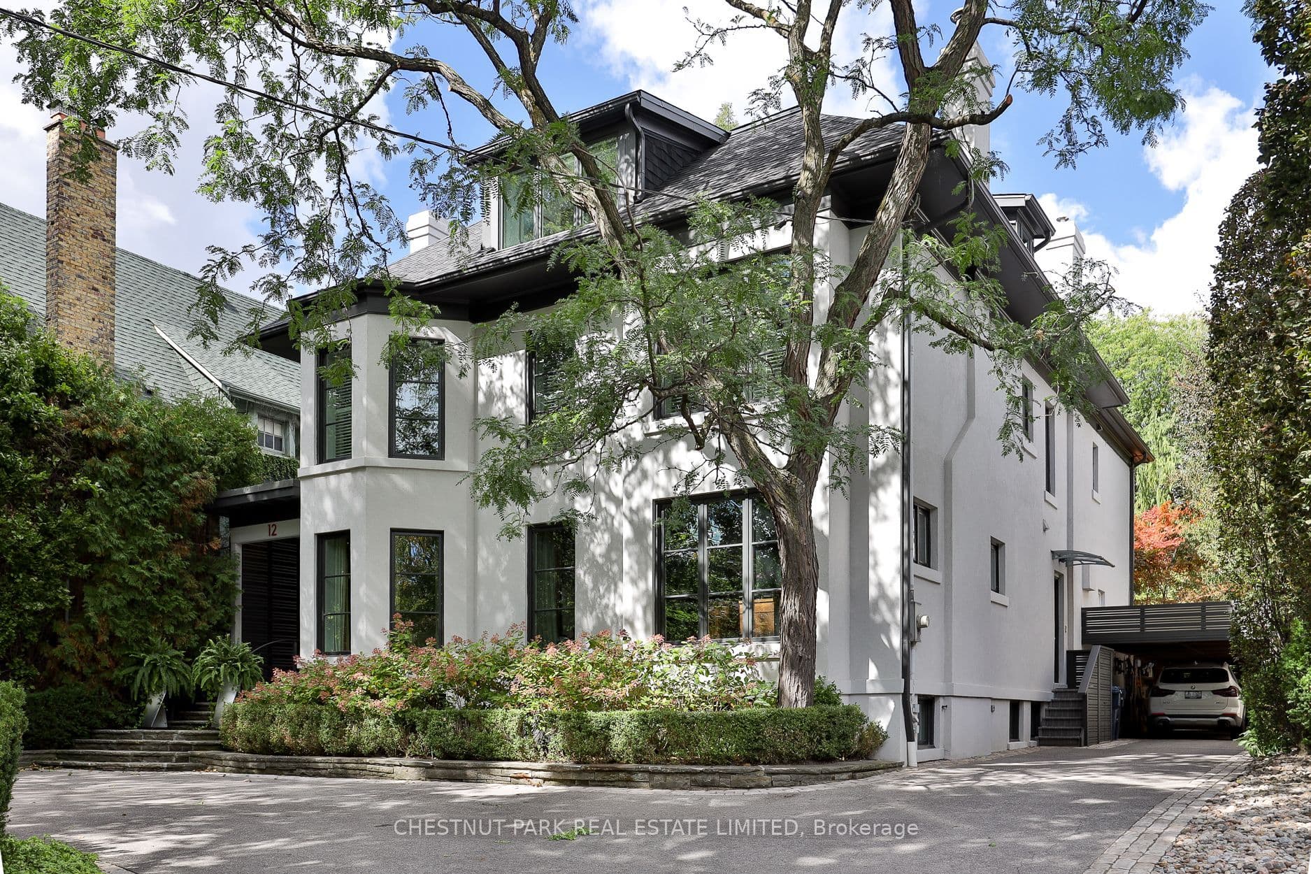 12 Shorncliffe Avenue, Toronto, ON M4V 1T1