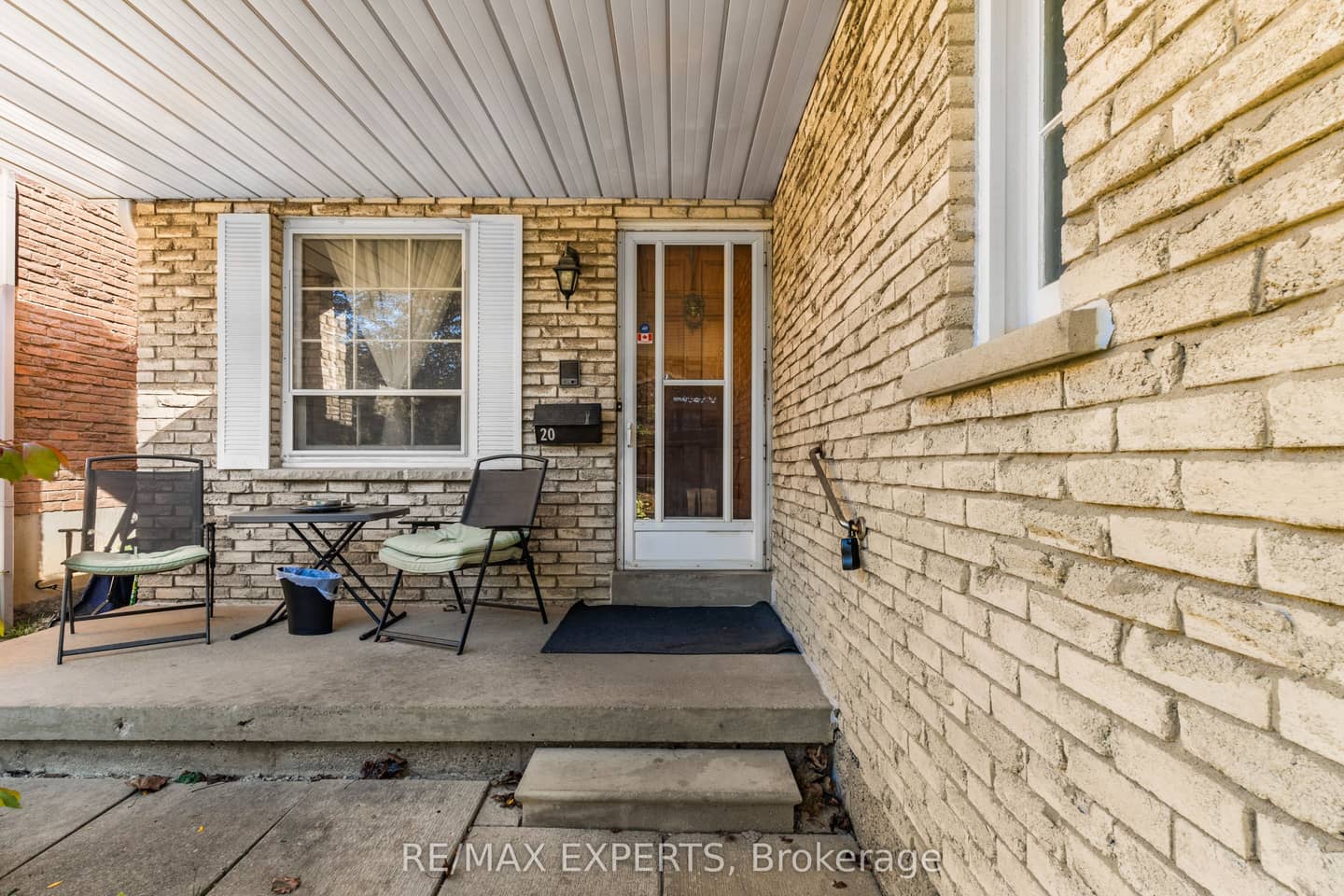 20 Charnwood Place, Markham, ON L3T 5H3