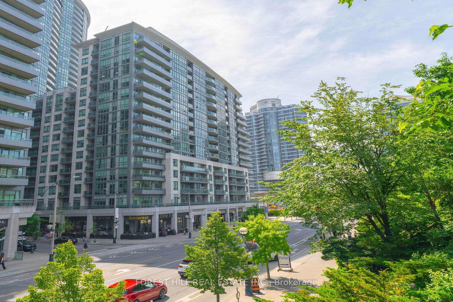 25 Lower Simcoe Street 1120, Toronto, ON M5J 3A1