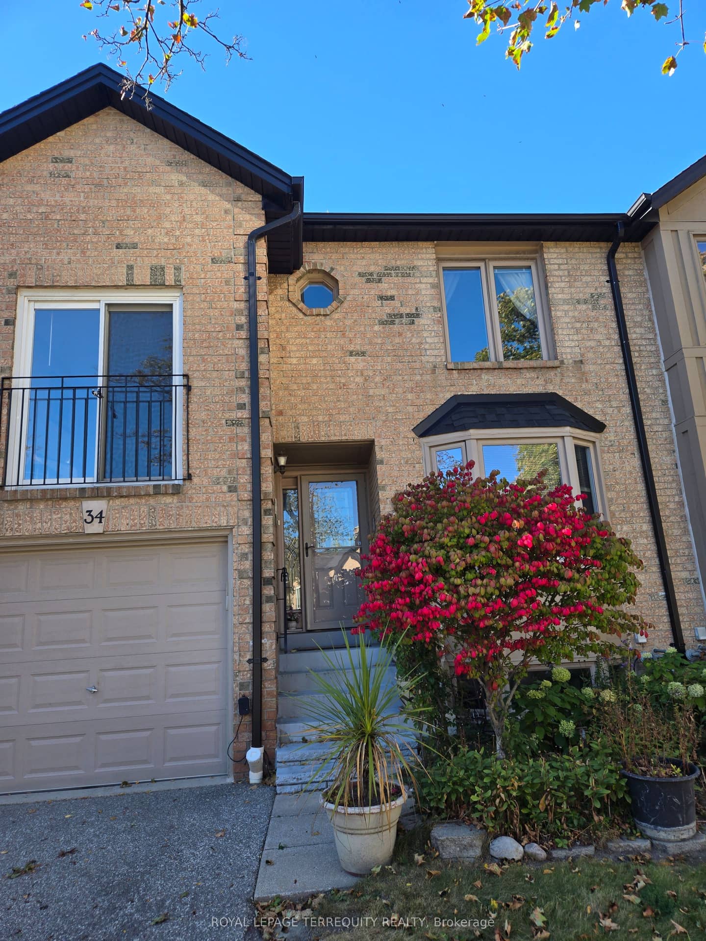 4635 Regents Terrace, Mississauga, ON L5R 1W9
