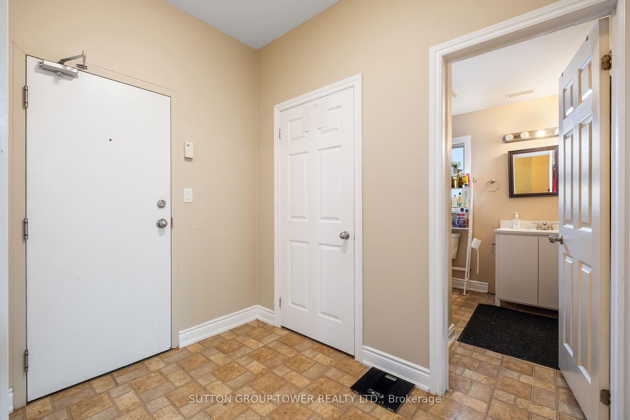 750 Albert Street, Oshawa, ON L1H 4T6