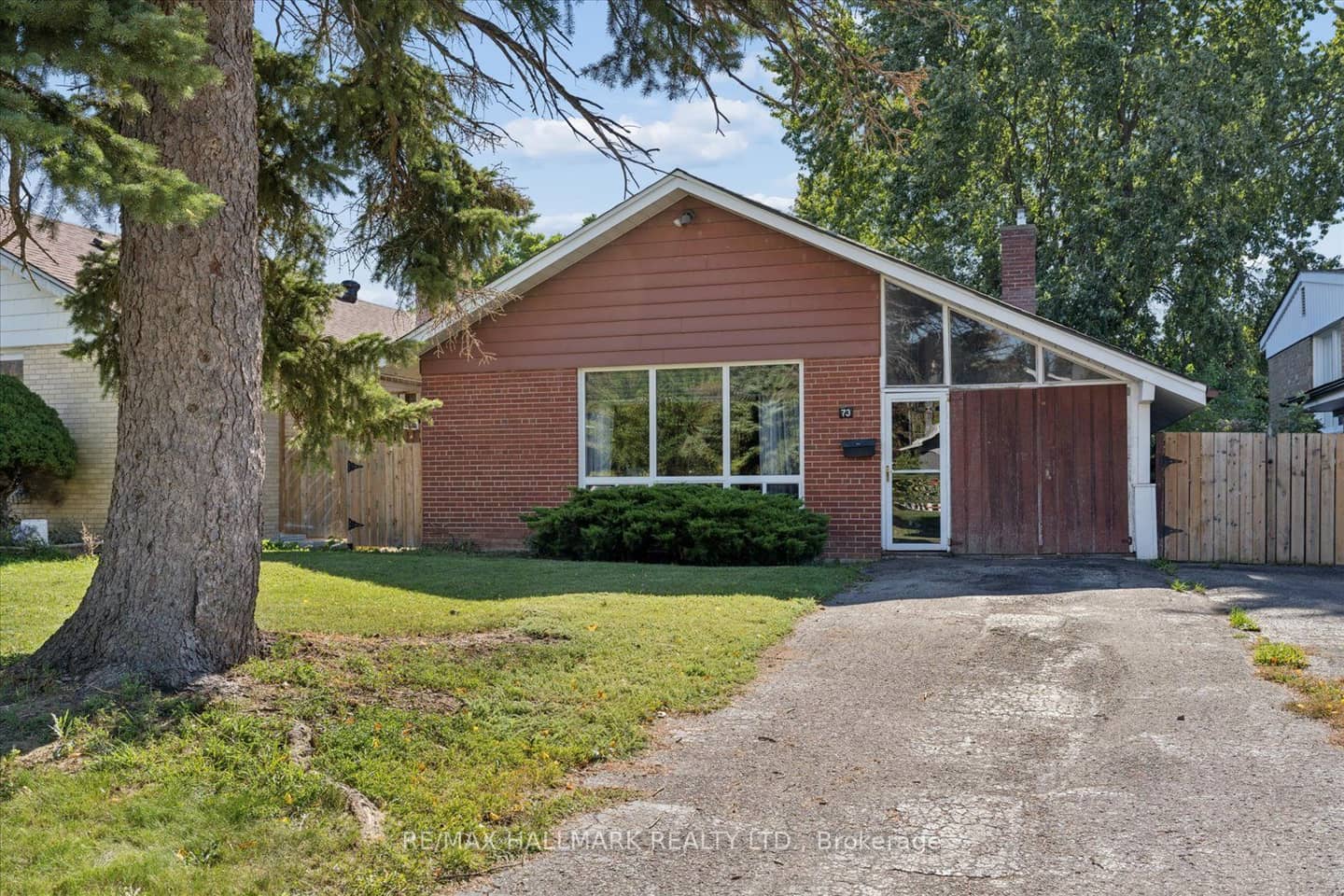 73 Deerfield Road, Toronto, ON M1K 4X2