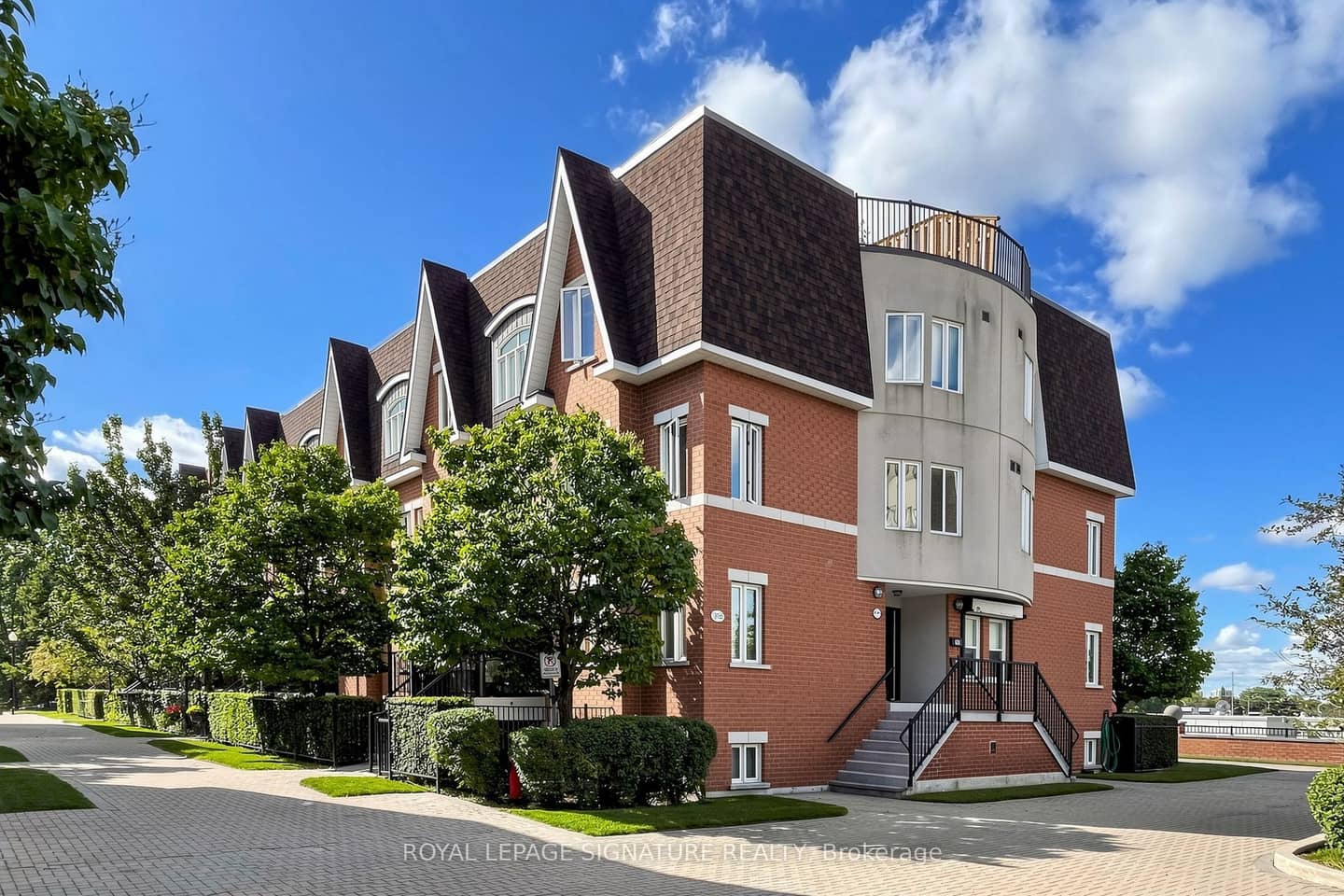 306 John Street 153, Markham, ON L3T 0A7