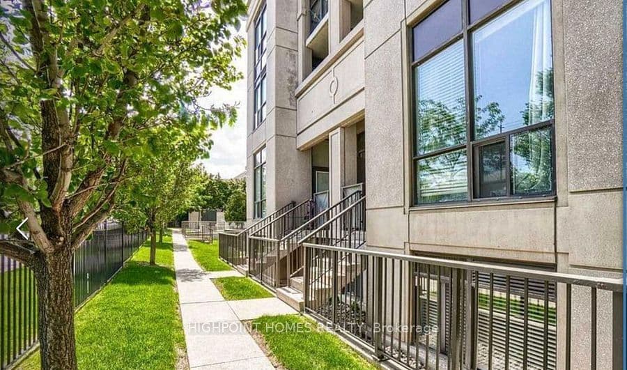 220 Forum Drive 103, Mississauga, ON L4Z 4K1