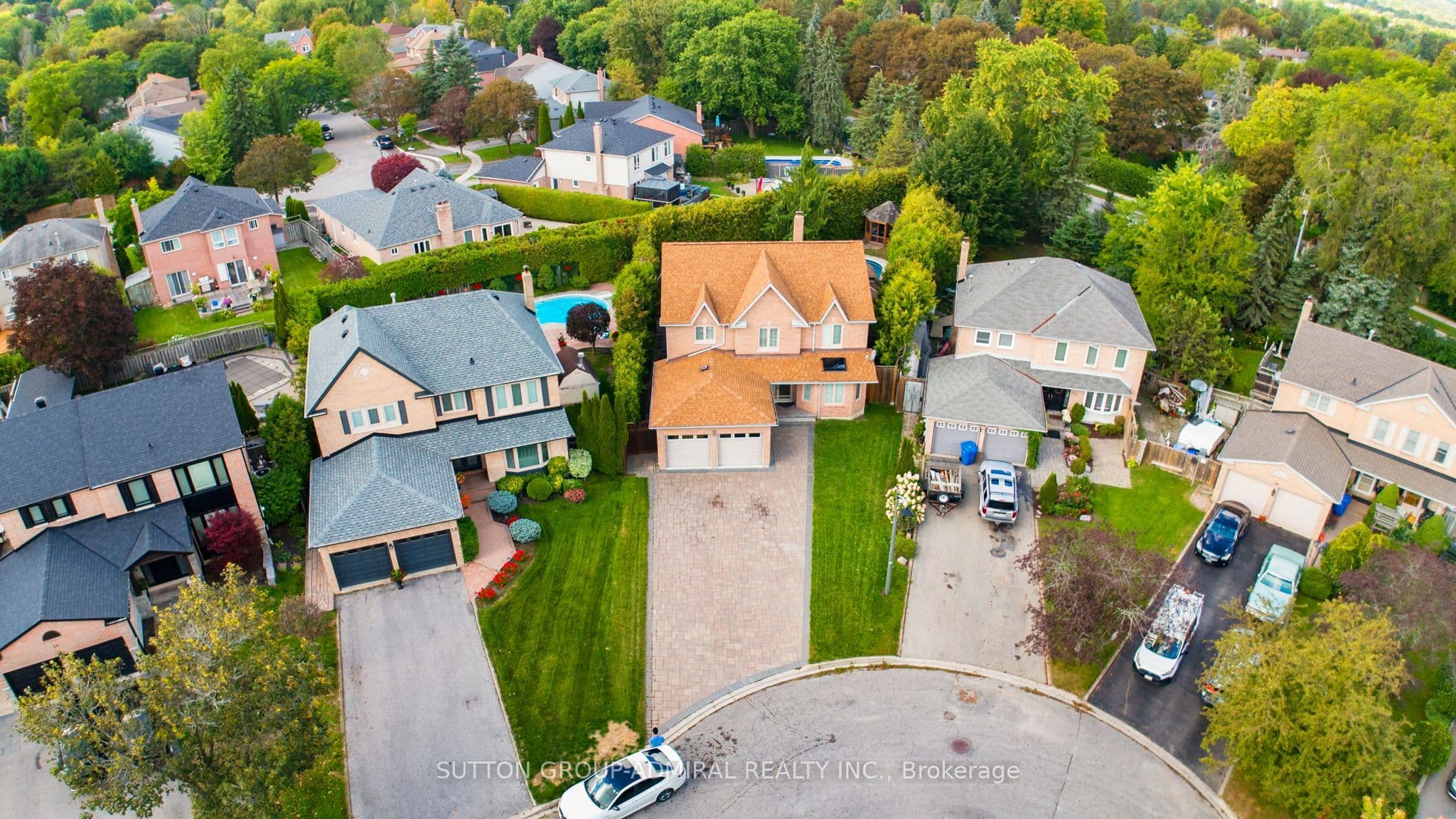26 Albery Crescent, Aurora, ON L4G 5R7